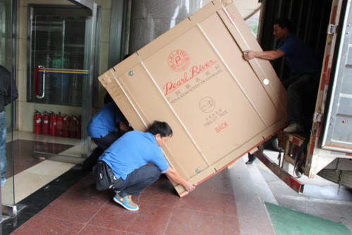 扶余钢琴贵重工艺品无忧运